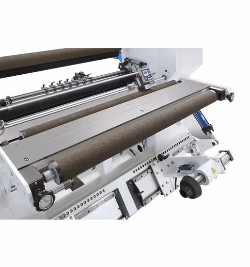 Machine de découpe automatique de film plastique à grande vitesse